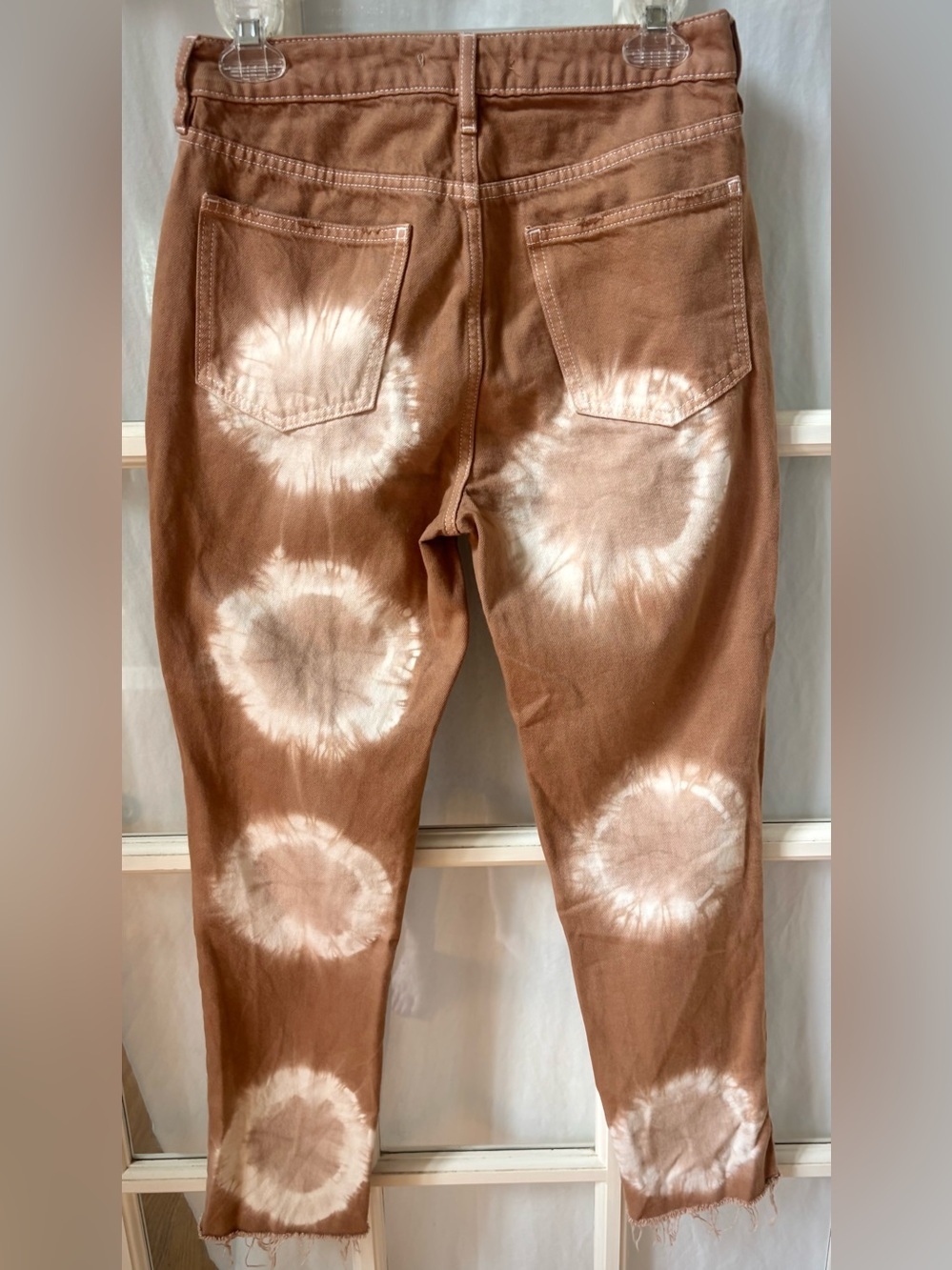 PacSun High Rise Tie Dye Mom Jeans – Size 26 - Picture 2 of 4
